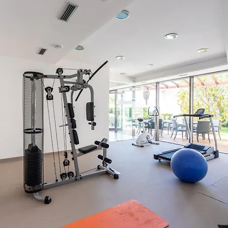 Family-friendly With Swimming Pool Splitska, Brac - 23224 Apartament