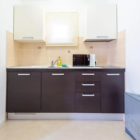 Family Friendly With A Swimming Pool Splitska, Brac - 23224 Appartement
