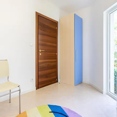 Family Friendly With A Swimming Pool Splitska, Brac - 23224 Appartement